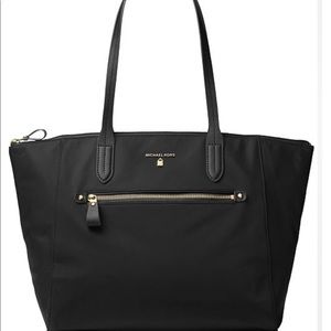 Michael Michael Kors Kelsey Large Top Zip Tote